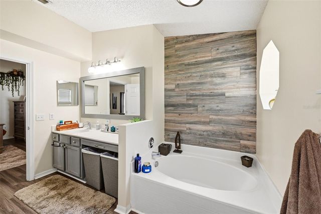 2257 KINGSCREST CIRCLE, Apopka, FL 32712