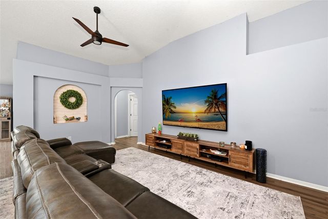 2257 KINGSCREST CIRCLE, Apopka, FL 32712