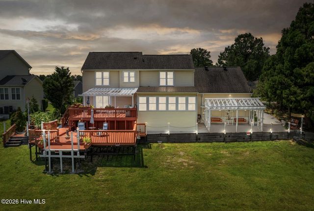 683 Cedar Point, Vass, NC 28394