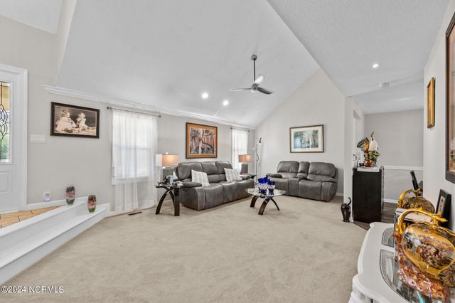 683 Cedar Point, Vass, NC 28394