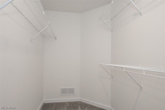 5595 Walnut Street, Mentor On The Lake, OH 44060