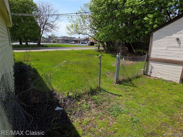 21 Broadway Street, Oxford, MI 48371