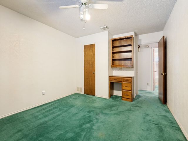 2409 Vega Street, Grand Prairie, TX 75050
