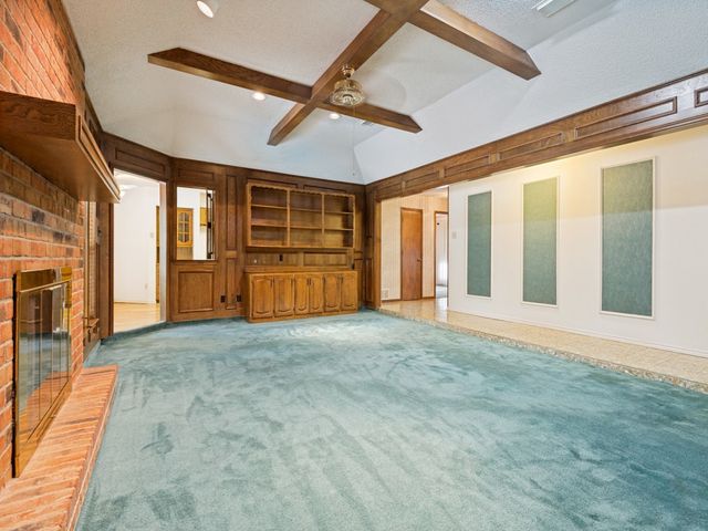 2409 Vega Street, Grand Prairie, TX 75050