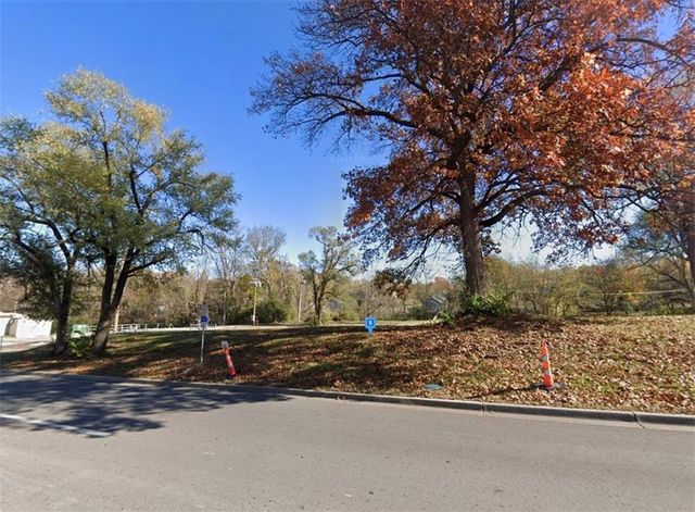 1509 10th Avenue, Leavenworth, KS 66048