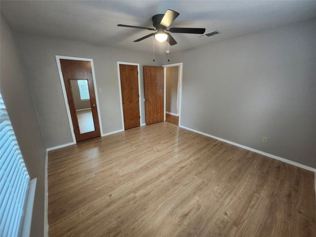 409 N Lane Street, Decatur, TX 76234
