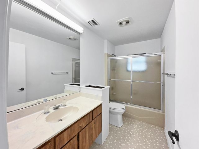 5506 Echo Pines Circle W, Fort Pierce, FL 34951