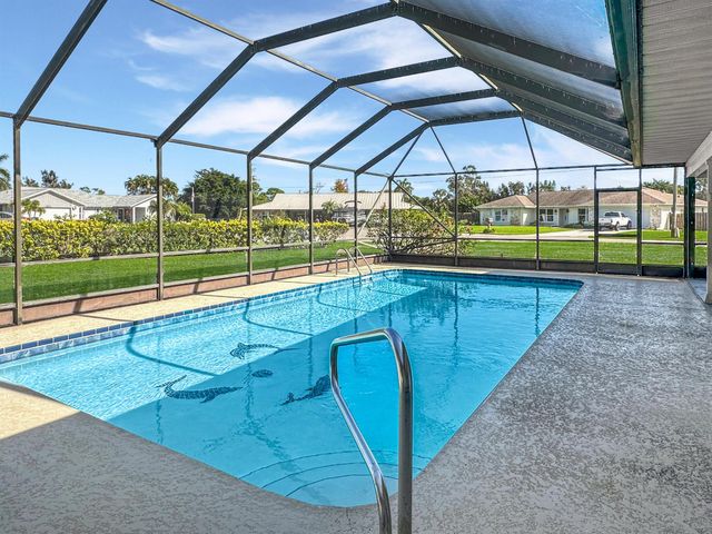 5506 Echo Pines Circle W, Fort Pierce, FL 34951