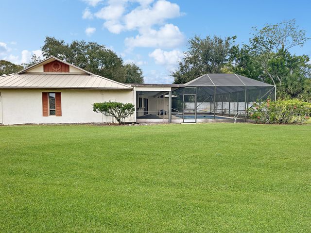 5506 Echo Pines Circle W, Fort Pierce, FL 34951