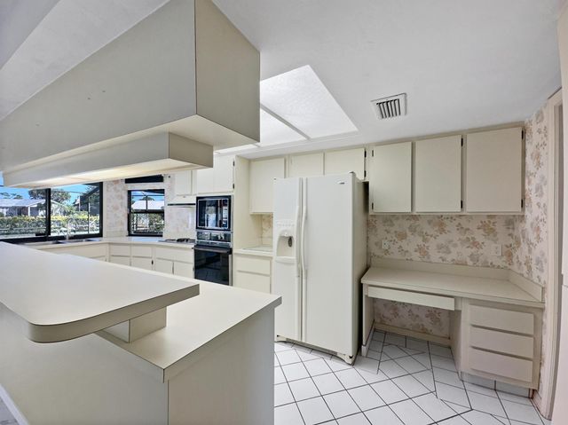 5506 Echo Pines Circle W, Fort Pierce, FL 34951