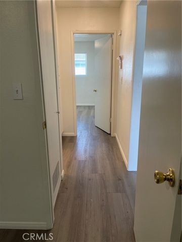 150 E Lakeshore Drive 82, Lake Elsinore, CA 92530