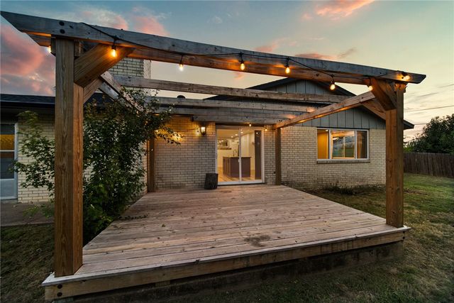 916 S 16th Street, Rogers, AR 72758