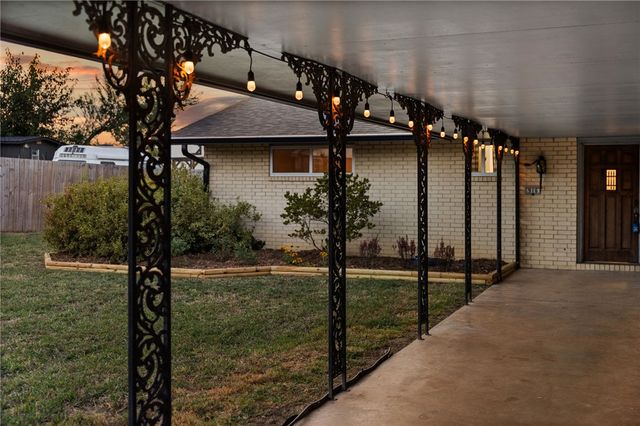 916 S 16th Street, Rogers, AR 72758