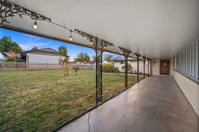 916 S 16th Street, Rogers, AR 72758