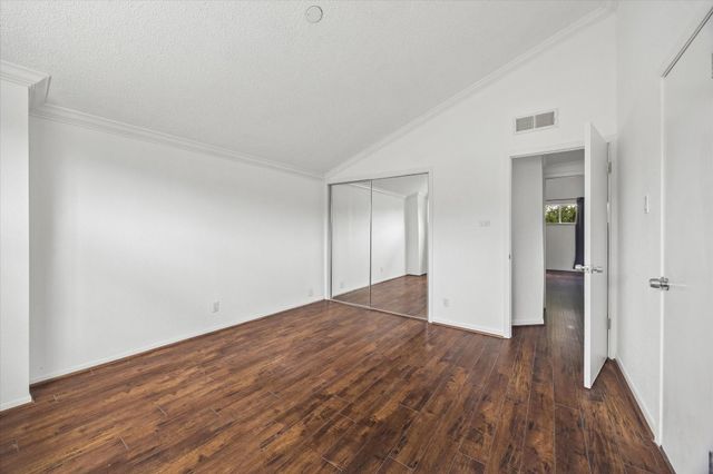 7826 Woodway Drive 7826, Houston, TX 77063