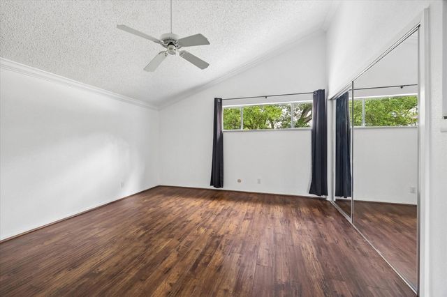 7826 Woodway Drive 7826, Houston, TX 77063