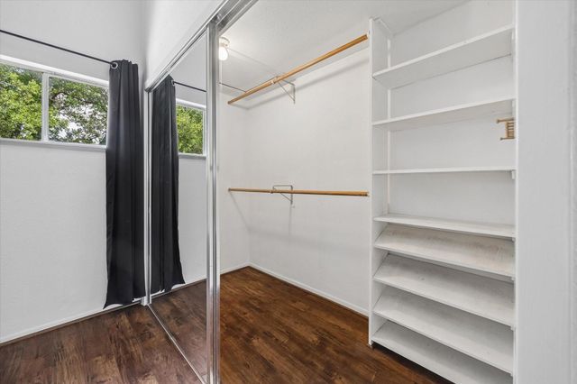 7826 Woodway Drive 7826, Houston, TX 77063