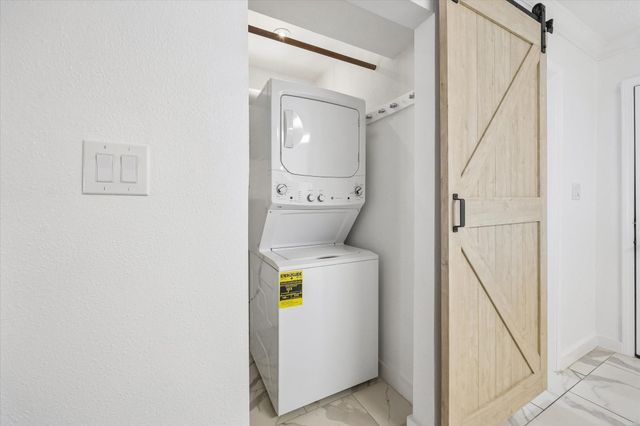 7826 Woodway Drive 7826, Houston, TX 77063