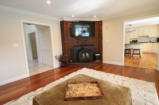 14 Arrowhead Drive, Saugus, MA 01906
