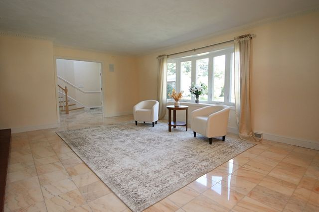 14 Arrowhead Drive, Saugus, MA 01906