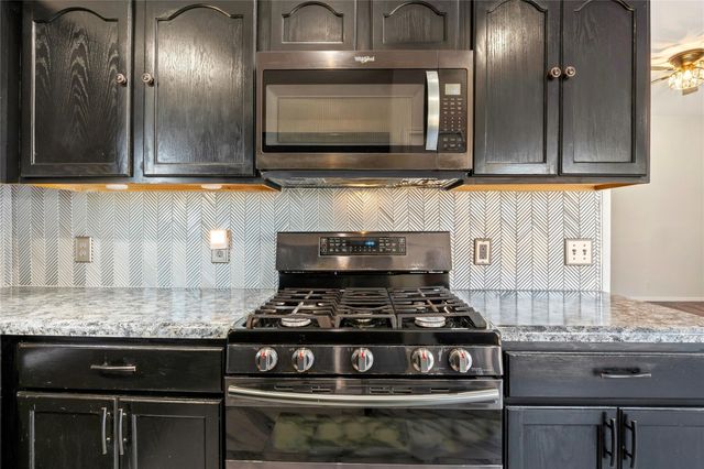 167 Hay Meadow RD, Cedar Creek, TX 78612