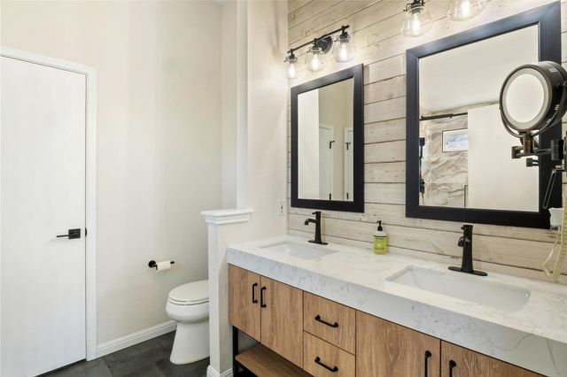 167 Hay Meadow RD, Cedar Creek, TX 78612