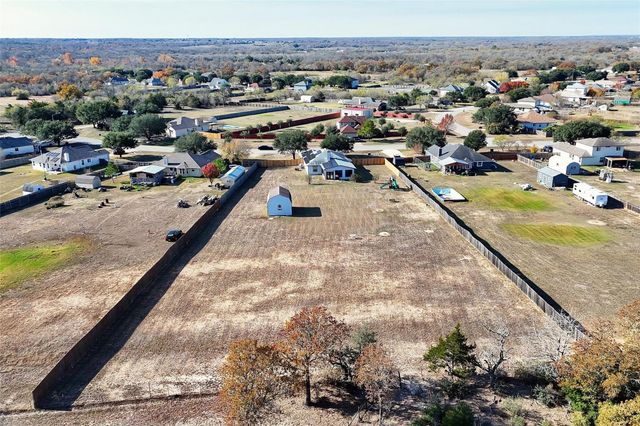 167 Hay Meadow RD, Cedar Creek, TX 78612