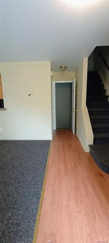 6839 New Providence Way, Canton, MI 48187