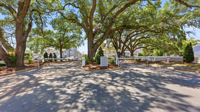4396 Baldwin Ave Apt 98, Little River, SC 29566