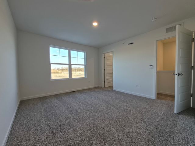 2268 Barbera Drive 2268, Oswego, IL 60543