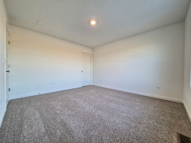 2268 Barbera Drive 2268, Oswego, IL 60543