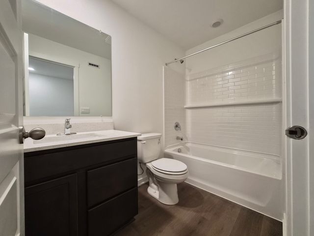 2268 Barbera Drive 2268, Oswego, IL 60543