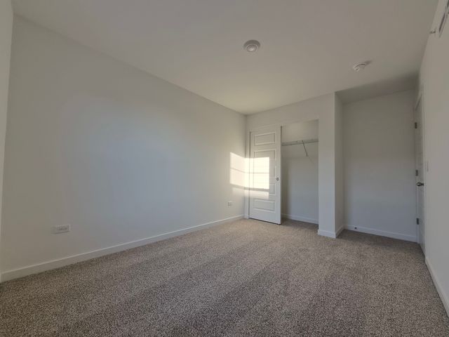 2268 Barbera Drive 2268, Oswego, IL 60543