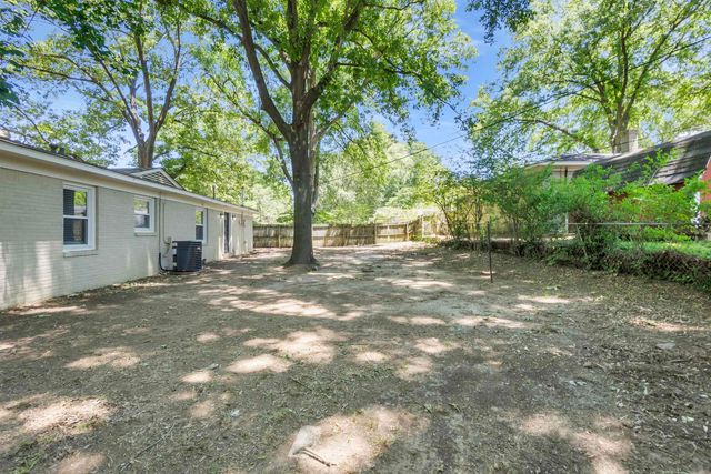 1442 WALTON RD, Memphis, TN 38117