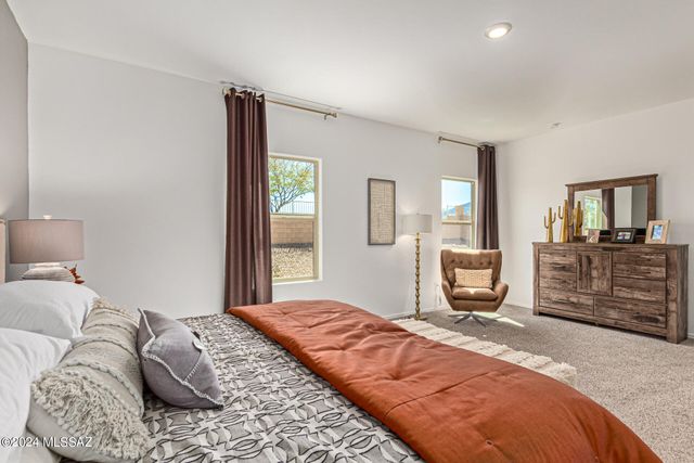 9890 N Swift Fox Place, Marana, AZ 85653