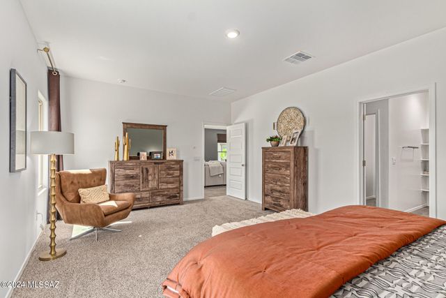9890 N Swift Fox Place, Marana, AZ 85653
