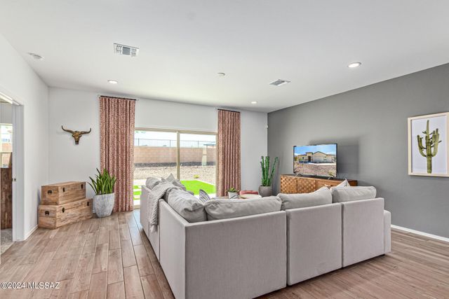 9890 N Swift Fox Place, Marana, AZ 85653