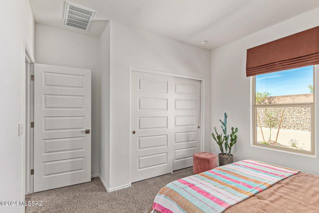 9890 N Swift Fox Place, Marana, AZ 85653