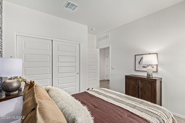 9890 N Swift Fox Place, Marana, AZ 85653