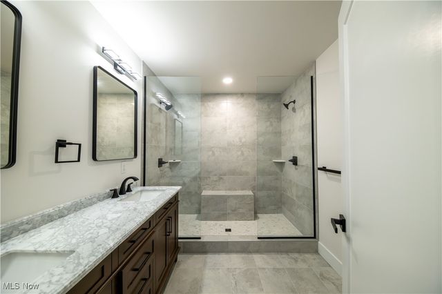 635 W Lakeside Avenue 126-A, Cleveland, OH 44113