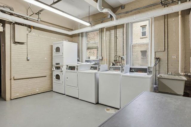 131 Park Dr 2, Boston, MA 02215