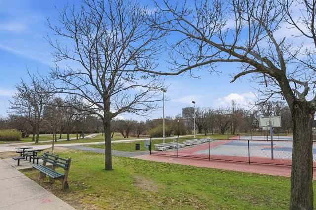 131 Park Dr 2, Boston, MA 02215