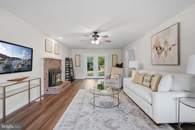 2760 SUN VALLEY DR, Waldorf, MD 20603