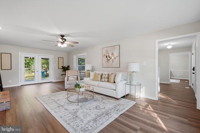 2760 SUN VALLEY DR, Waldorf, MD 20603