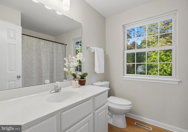2760 SUN VALLEY DR, Waldorf, MD 20603
