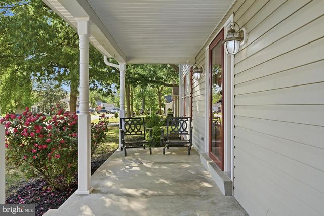 2760 SUN VALLEY DR, Waldorf, MD 20603