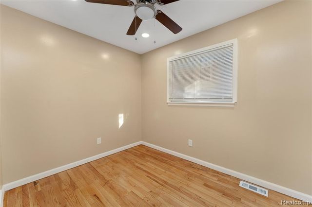 18547 Anglin Street, Detroit, MI 48234