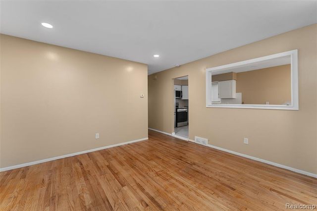 18547 Anglin Street, Detroit, MI 48234