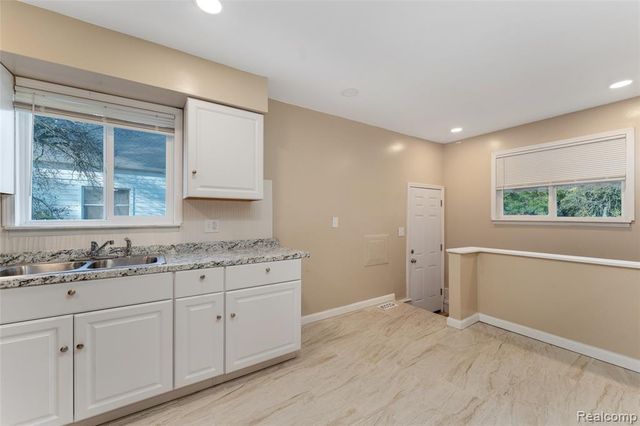 18547 Anglin Street, Detroit, MI 48234