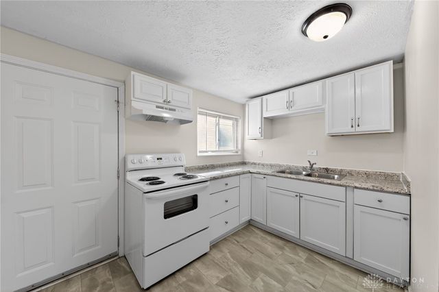 2218 Finland Drive, Dayton, OH 45439